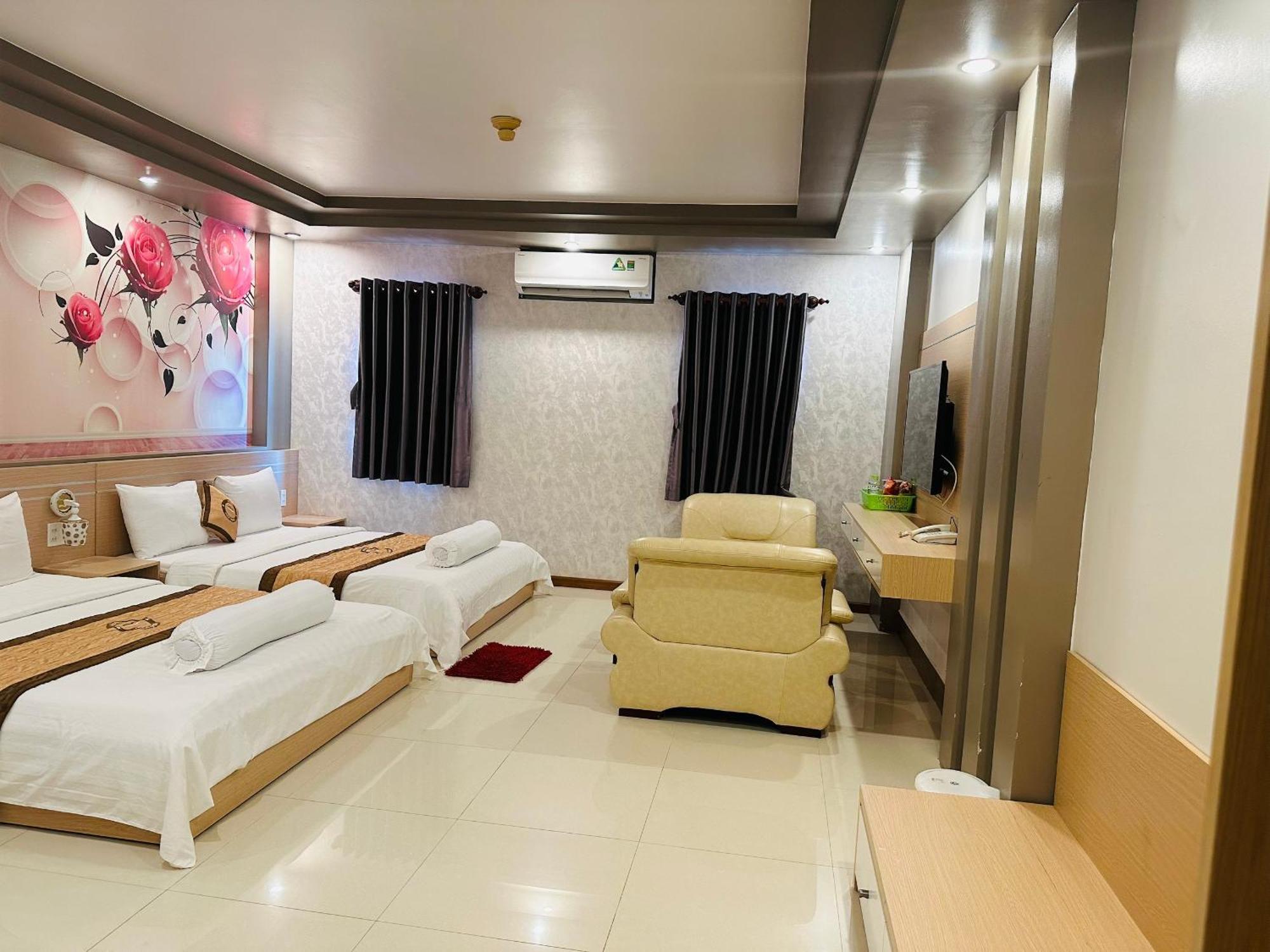 Phuc Hung Hotel Rach Gia Exterior photo